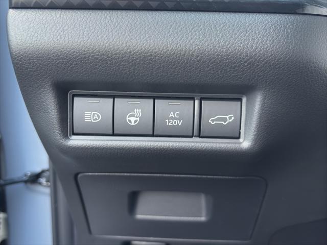 Photo of 2025 Cement Toyota Grand Highlander Hybrid