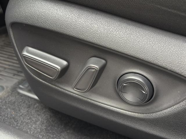 Photo of 2021 Magnetic Gray Metallic Toyota RAV4 Hybrid