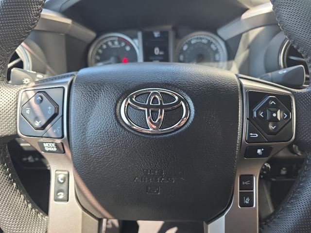 Photo of 2022 White Toyota Tacoma