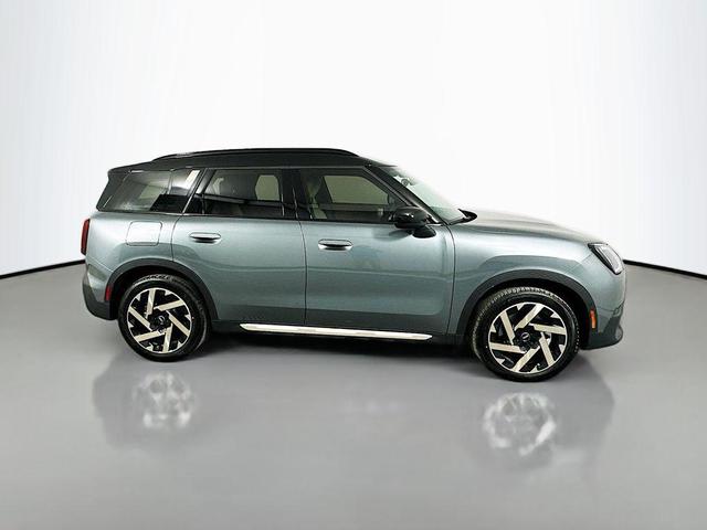 Photo of 2025 Smokey Green Metallic MINI Countryman