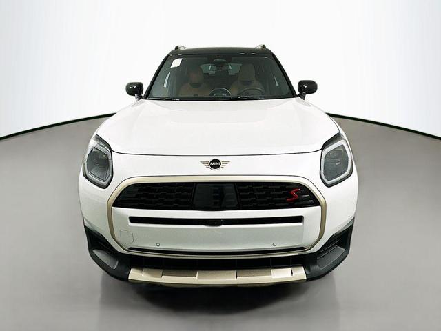 Photo of 2026 Nanuq White Metallic MINI Countryman