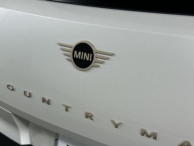 Photo of 2026 Nanuq White Metallic MINI Countryman