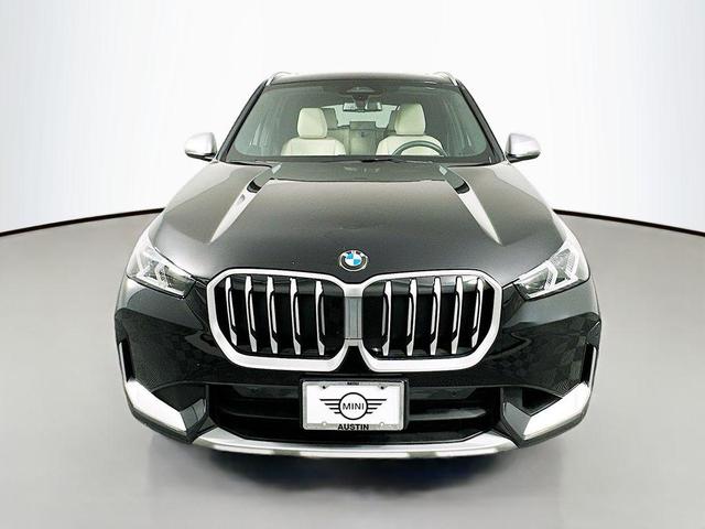 Photo of 2024 Jet Black BMW X1