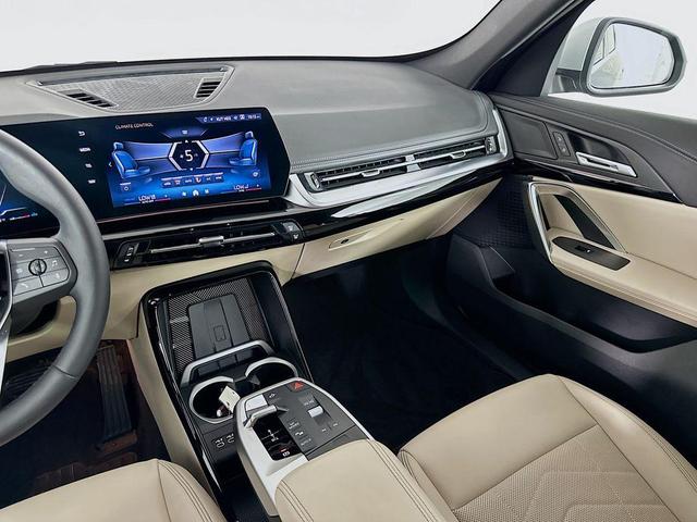Photo of 2024 Jet Black BMW X1
