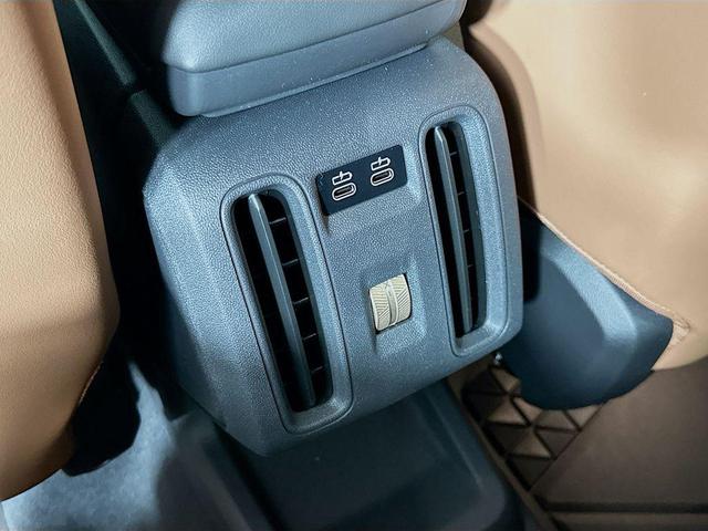 Photo of 2025 Melting Silver III Metallic MINI Countryman