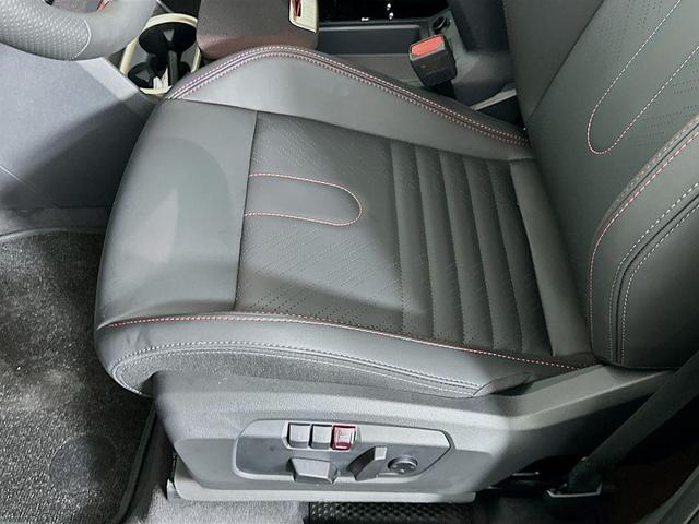Photo of 2026 British Racing Green IV Metallic MINI Countryman