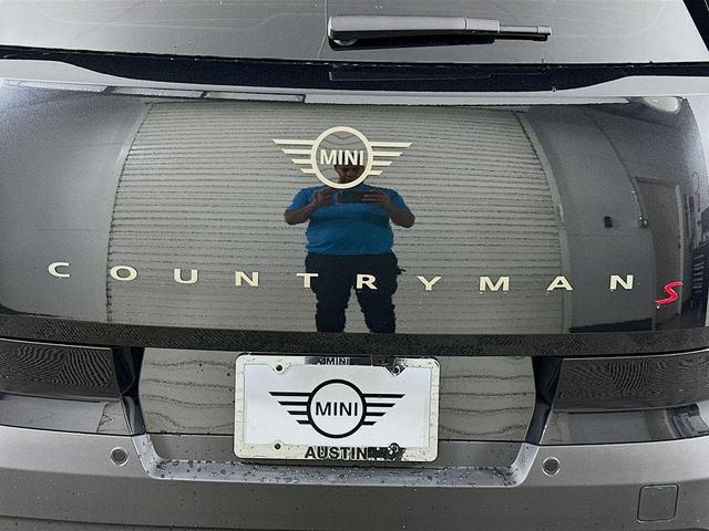 Photo of 2026 Midnight Black II Metallic MINI Countryman