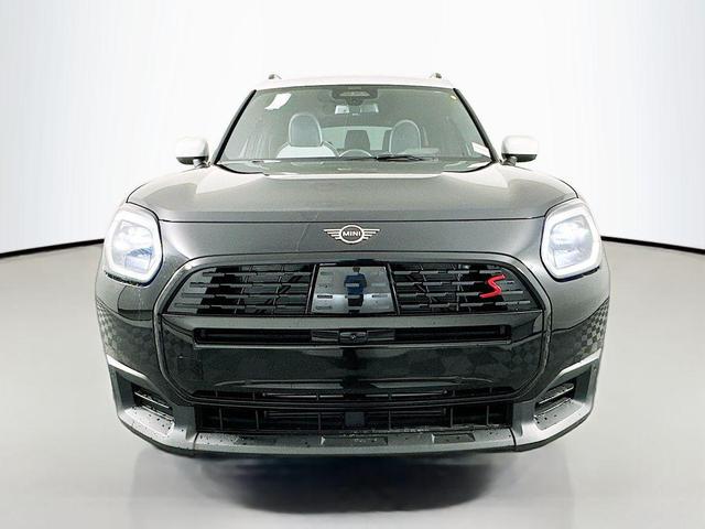 Photo of 2026 Midnight Black II Metallic MINI Countryman