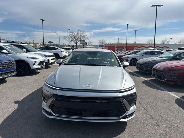 Photo of 2024 Silver Hyundai SONATA