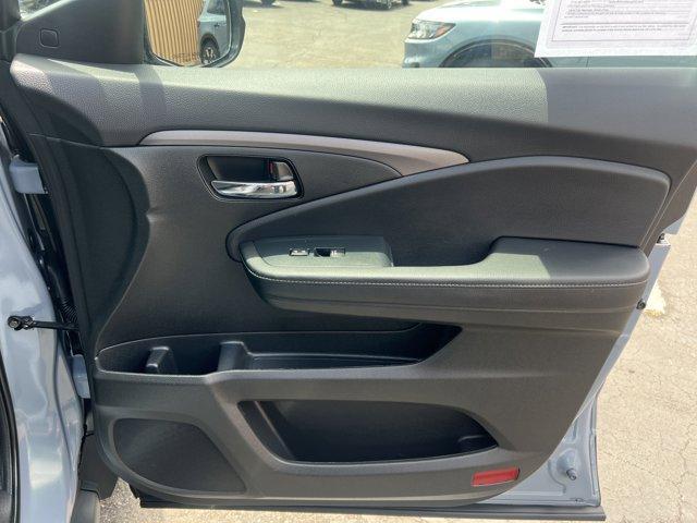 Photo of 2023 Sonic Gray Pearl Honda Ridgeline