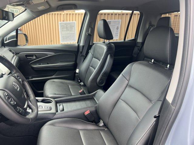 Photo of 2023 Sonic Gray Pearl Honda Ridgeline