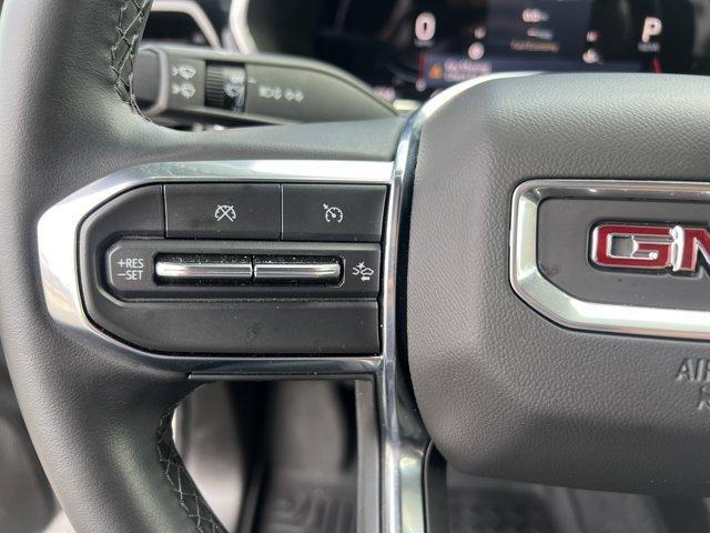 Photo of 2024 Summit White GMC Canyon