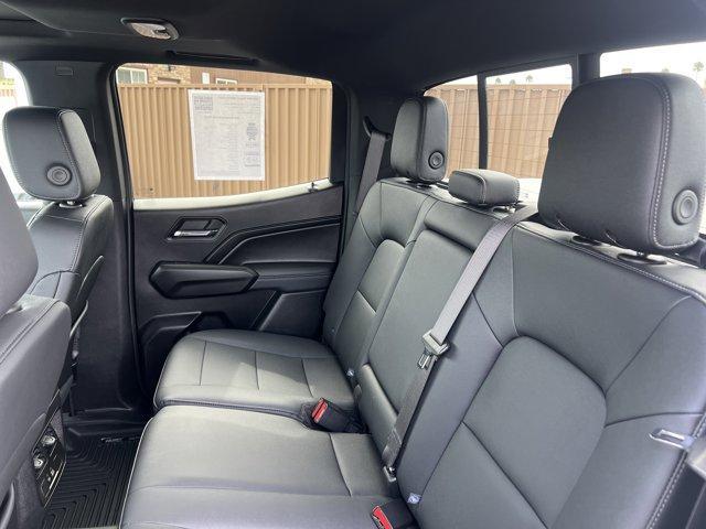 Photo of 2024 Summit White GMC Canyon