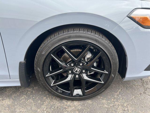 Photo of 2024 Sonic Gray Pearl Honda Civic
