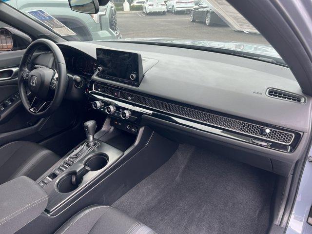 Photo of 2024 Sonic Gray Pearl Honda Civic