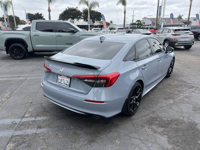 Photo of 2024 Sonic Gray Pearl Honda Civic