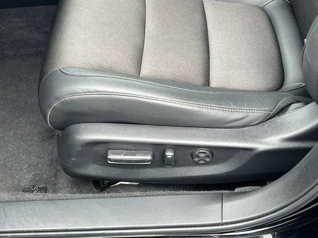 Photo of 2022 Crystal Black Pearl Honda Accord