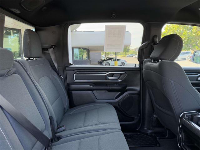 Photo of 2023 Diamond Black Crystal Pearlcoat RAM 1500
