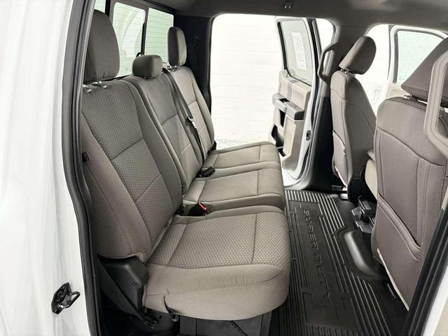 Photo of 2022 Oxford White Ford F-350