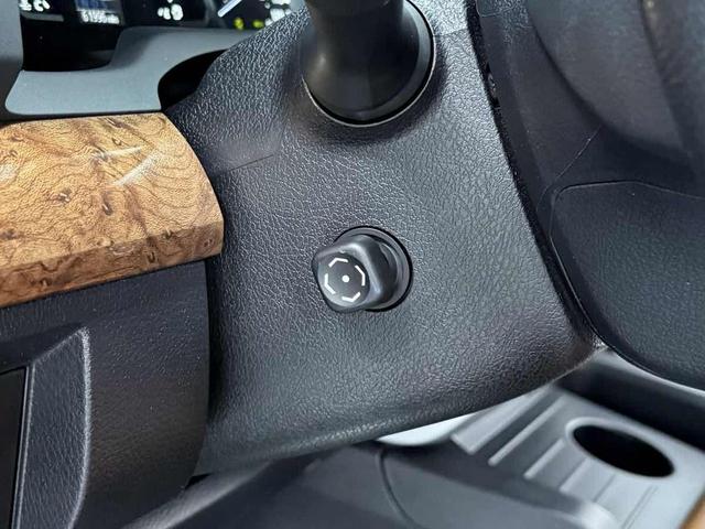 Photo of 2021 Wind Chill Pearl Toyota Tundra
