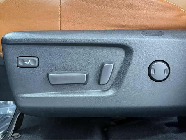 Photo of 2021 Wind Chill Pearl Toyota Tundra
