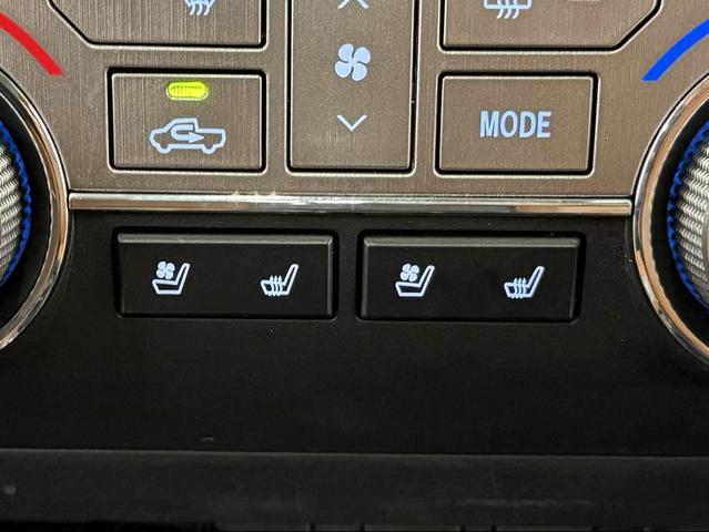Photo of 2021 Wind Chill Pearl Toyota Tundra