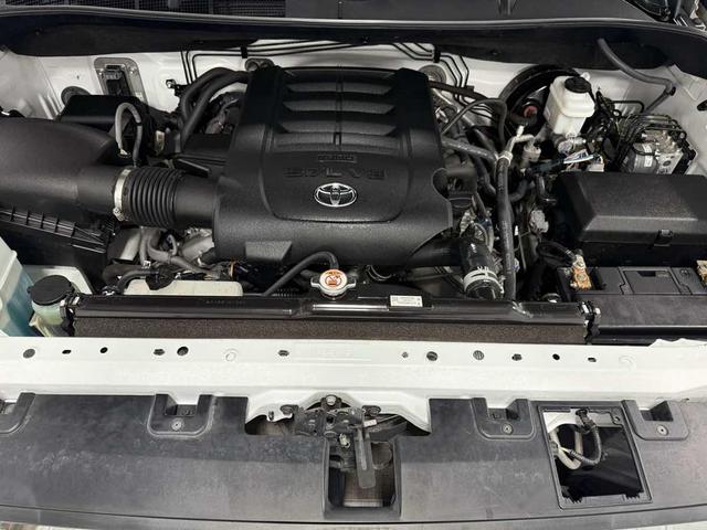 Photo of 2021 Wind Chill Pearl Toyota Tundra
