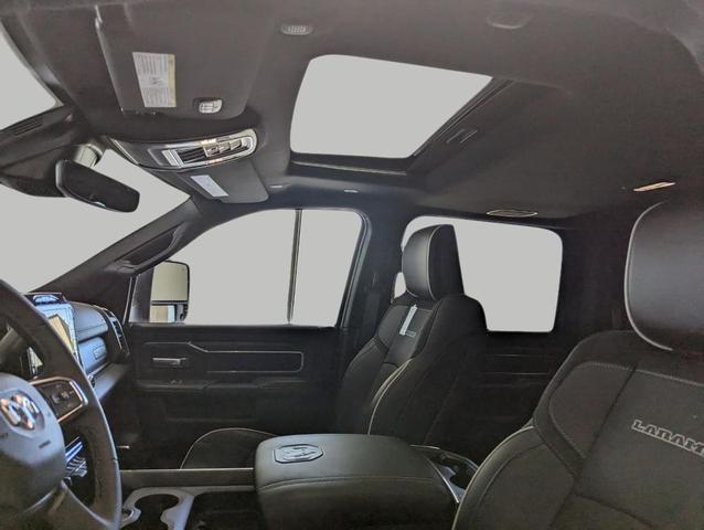 Photo of 2025 Diamond Black Crystal Pearlcoat RAM 2500