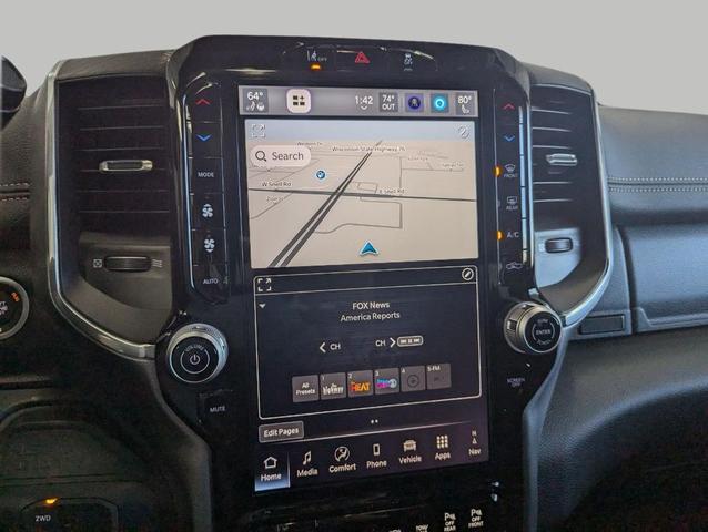 Photo of 2025 Diamond Black Crystal Pearlcoat RAM 2500