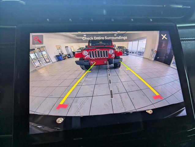 Photo of 2025 BLACK Jeep Grand Cherokee L