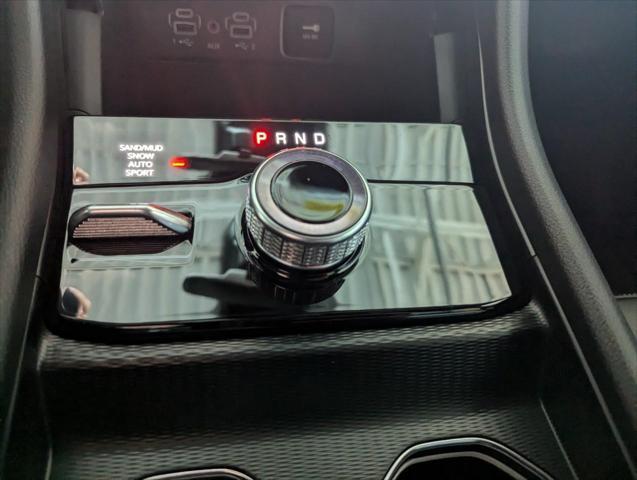 Photo of 2025 BLACK Jeep Grand Cherokee L