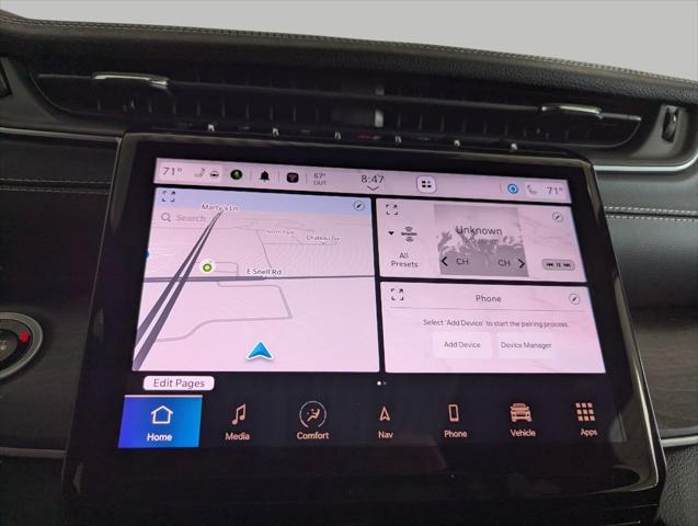 Photo of 2025 Diamond Black Crystal Pearlcoat Jeep Grand Cherokee L
