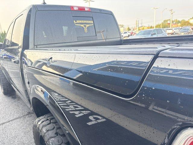 Photo of 2016 Brilliant Black Crystal Pearlcoat RAM 1500