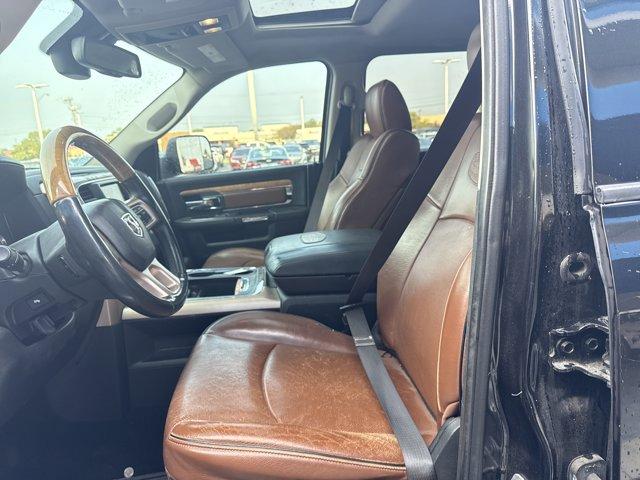 Photo of 2016 Brilliant Black Crystal Pearlcoat RAM 1500