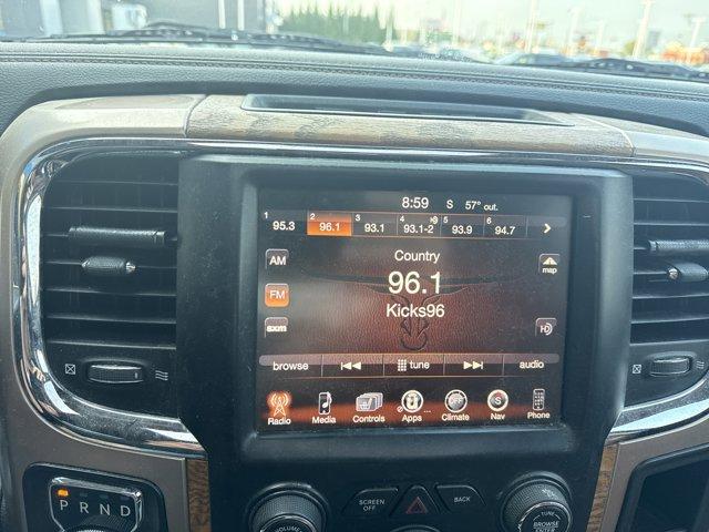 Photo of 2016 Brilliant Black Crystal Pearlcoat RAM 1500