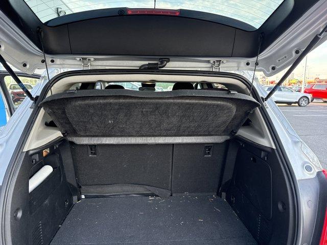 Photo of 2016 Silver Ice Metallic Chevrolet Trax