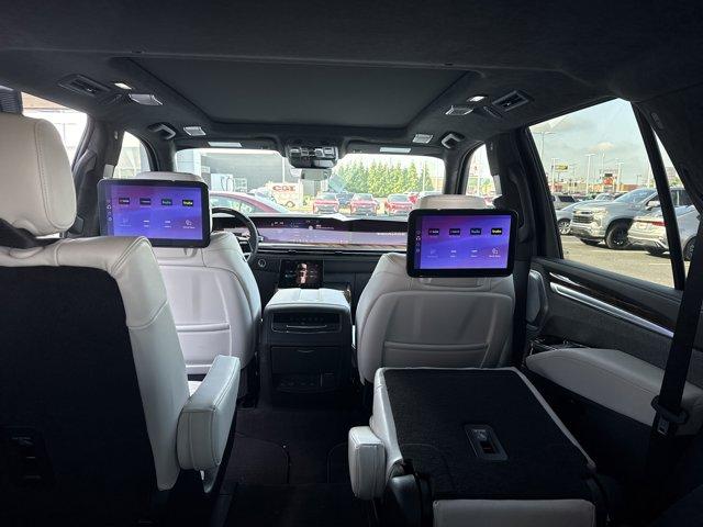 Photo of 2025 Crystal White Tricoat Cadillac Escalade
