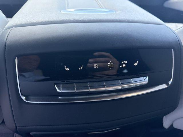 Photo of 2025 Crystal White Tricoat Cadillac Escalade