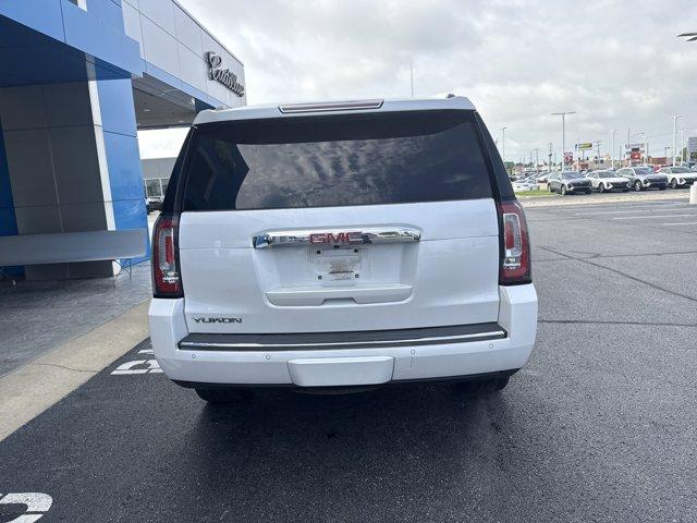 Photo of 2019 White Frost Tricoat GMC Yukon