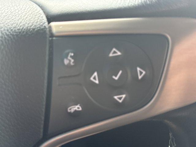 Photo of 2019 White Frost Tricoat GMC Yukon