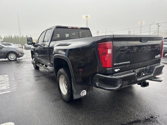 Photo of 2022 Black Chevrolet Silverado 3500