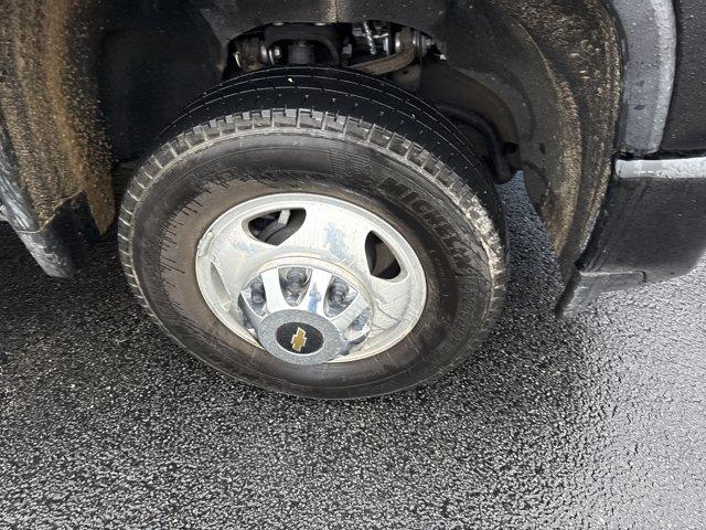 Photo of 2022 Black Chevrolet Silverado 3500