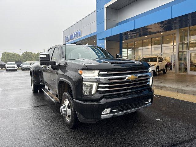 Photo of 2022 Black Chevrolet Silverado 3500
