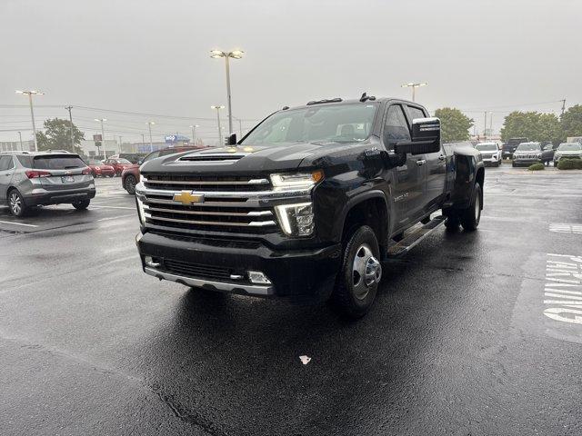 Photo of 2022 Black Chevrolet Silverado 3500