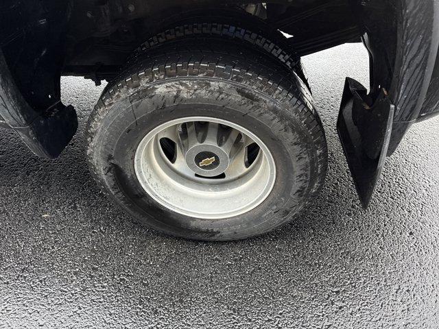 Photo of 2022 Black Chevrolet Silverado 3500