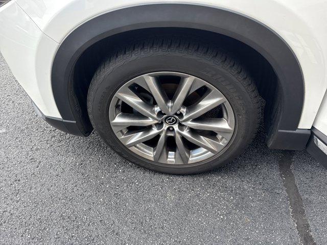 Photo of 2017 Snowflake White Pearl Mica Mazda CX-9