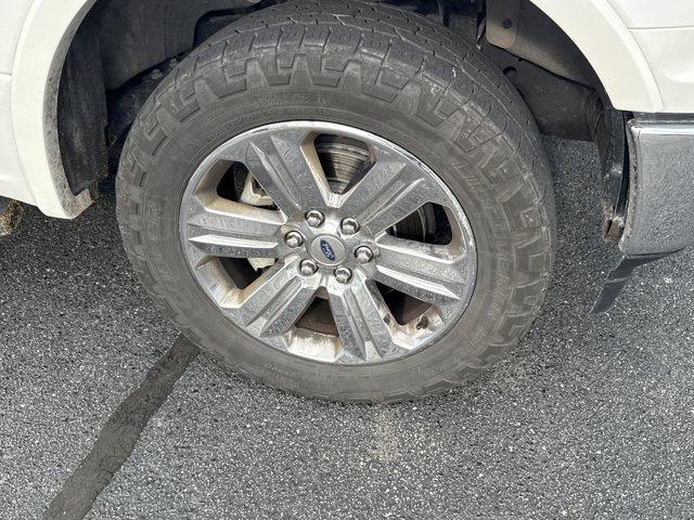 Photo of 2018 White Platinum Ford F-150