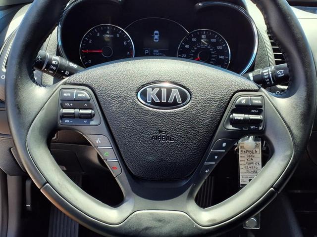 Photo of 2016 Silky Silver Kia Forte