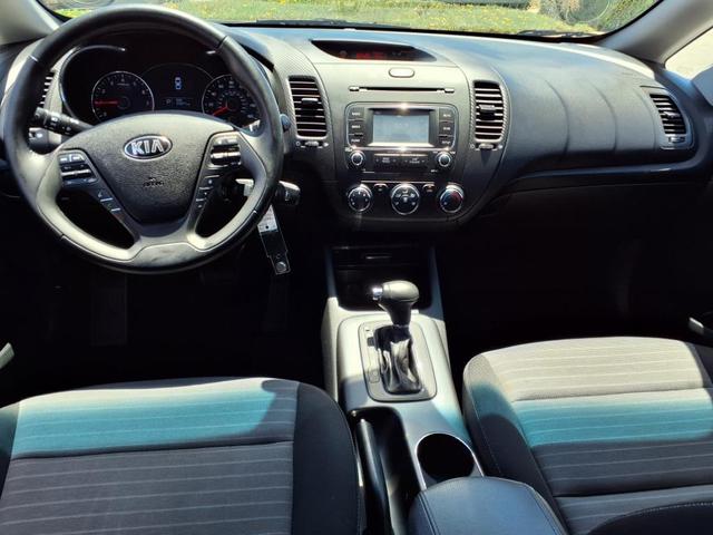 Photo of 2016 Silky Silver Kia Forte