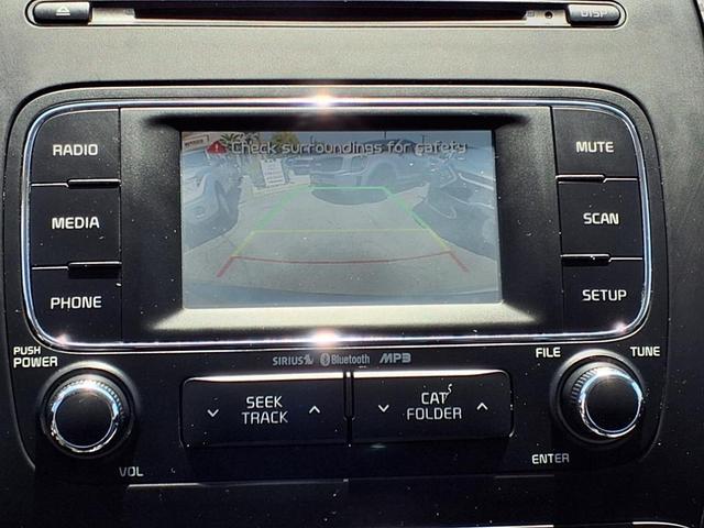 Photo of 2016 Silky Silver Kia Forte